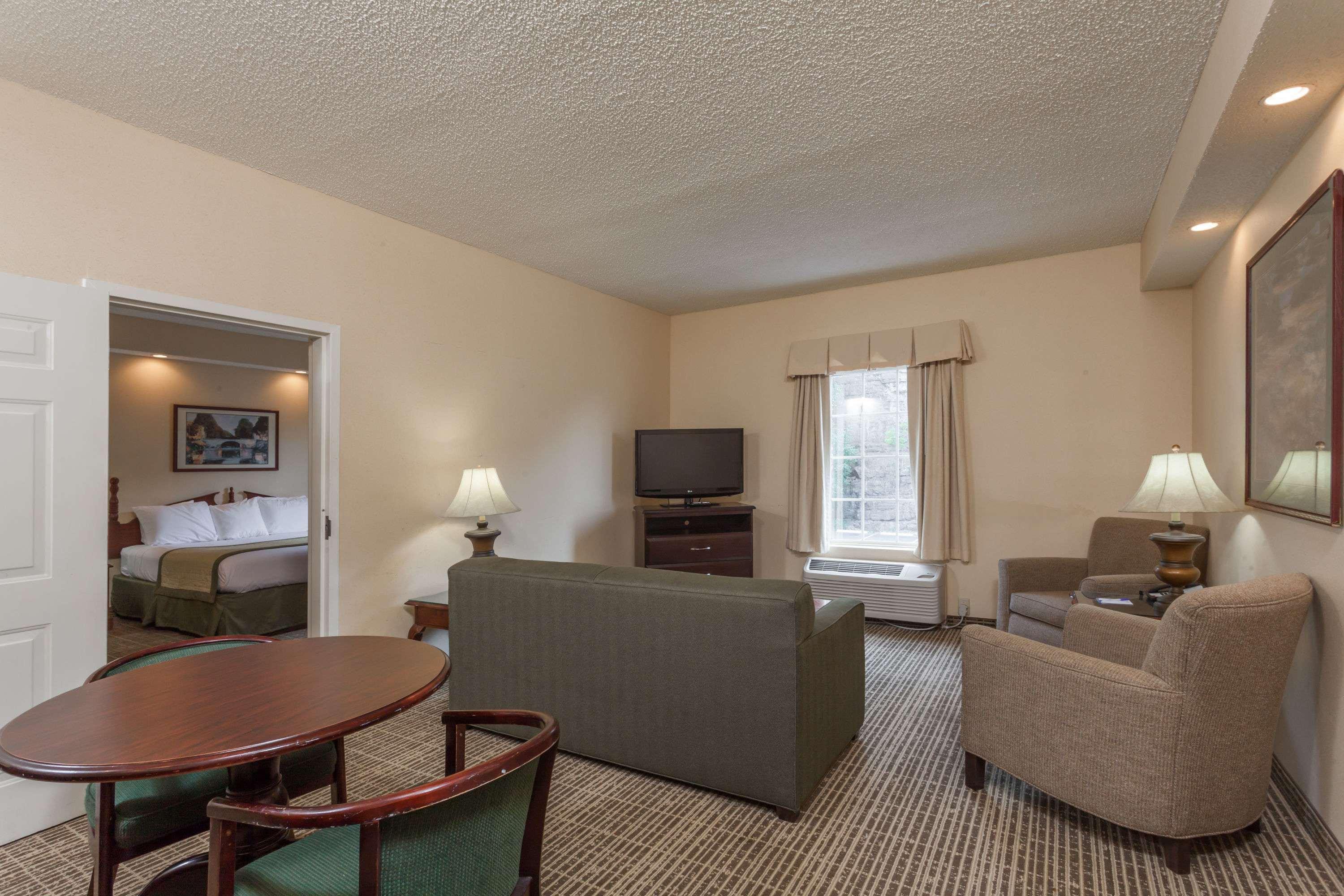 Baymont By Wyndham Columbia Maury Hotel Kültér fotó
